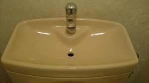 トイレのハウスクリーニングを横浜市西区境之谷にて【清掃事例96】