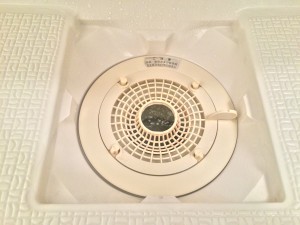 お風呂（浴室）のハウスクリーニングを川崎市宮前区土橋にて【清掃事例82】