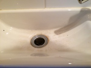 洗面所のハウスクリーニングを川崎市幸区塚越にて【清掃事例168】
