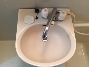 トイレのハウスクリーニングを横浜市神奈川区反町にて【清掃事例128】