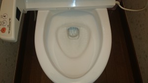 トイレのハウスクリーニングを横浜市神奈川区神奈川にて【清掃事例295】