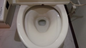 トイレのハウスクリーニングを川崎市高津区新作にて【清掃事例492】