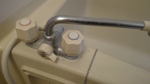 お風呂（浴室）のハウスクリーニングを横浜市神奈川区六角橋にて【清掃事例630】