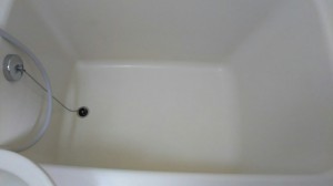 お風呂（浴室）のハウスクリーニングを川崎市川崎区堀之内町にて【清掃事例739】