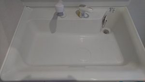 洗面所のハウスクリーニングを川崎市中原区大倉町にて【清掃事例875】