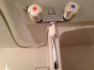 お風呂（浴室）のハウスクリーニングを川崎市多摩区布田にて【清掃事例950】