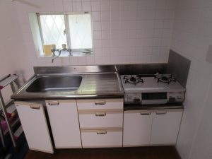 キッチンのハウスクリーニングを横浜市都筑区池辺町にて【清掃事例993】