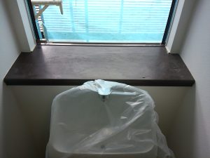 棚のハウスクリーニングを横浜市南区山谷にて【清掃事例1065】