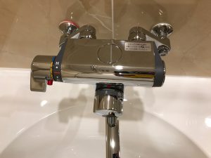 お風呂(浴室)のハウスクリーニングを川崎市中原区西加瀬にて【清掃事例1112】