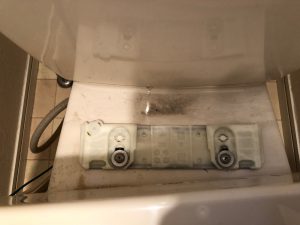 トイレのハウスクリーニングを川崎市高津区久本にて【清掃事例1395】