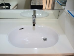 洗面所のハウスクリーニングを川崎市多摩区中野島にて【清掃事例1404】