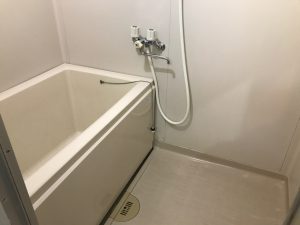 お風呂（浴室）のハウスクリーニングを川崎市中原区大倉町にて【清掃事例1454】
