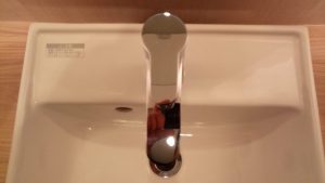 トイレ（手洗い）のハウスクリーニングを川崎市川崎区池上新町【清掃事例1560】