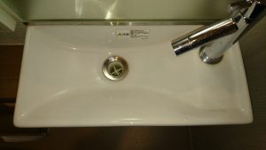トイレ（手洗い）のハウスクリーニングを川崎市田辺新田にて【清掃事例1598】
